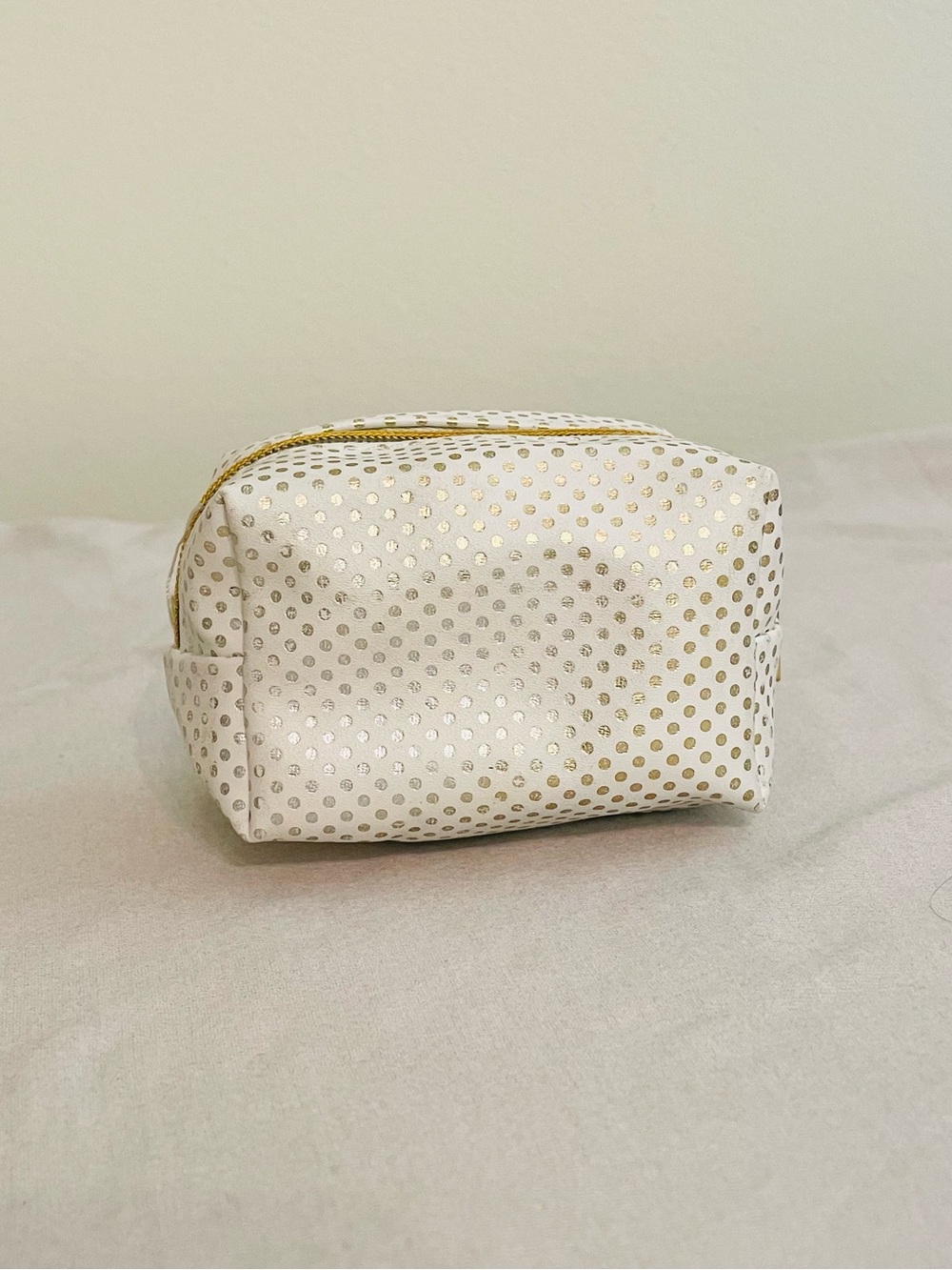 Small White and Gold Pouch